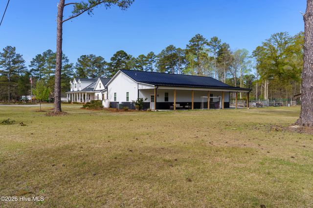 826 Furr Road, Vass, NC 28394