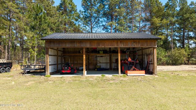 826 Furr Road, Vass, NC 28394