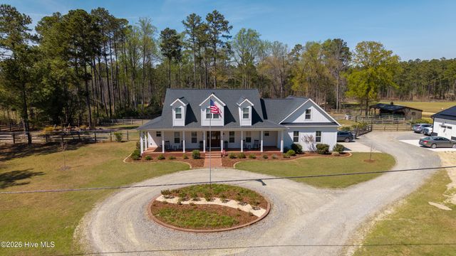 826 Furr Road, Vass, NC 28394