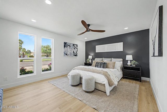 3235 E LARKSPUR Drive, Phoenix, AZ 85032