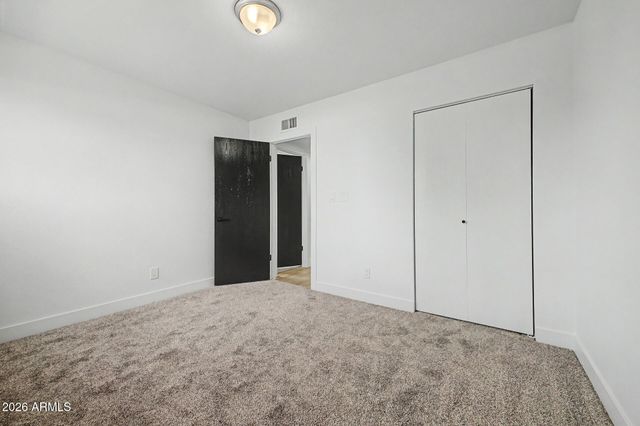 3235 E LARKSPUR Drive, Phoenix, AZ 85032