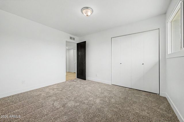 3235 E LARKSPUR Drive, Phoenix, AZ 85032