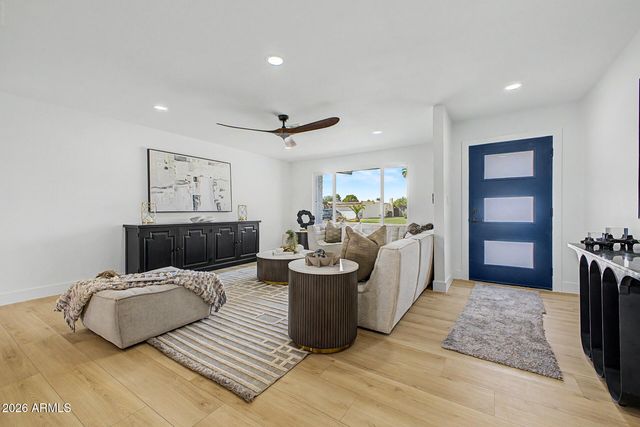 3235 E LARKSPUR Drive, Phoenix, AZ 85032