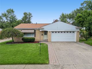 35804 Fernwood Street, Westland, MI 48186