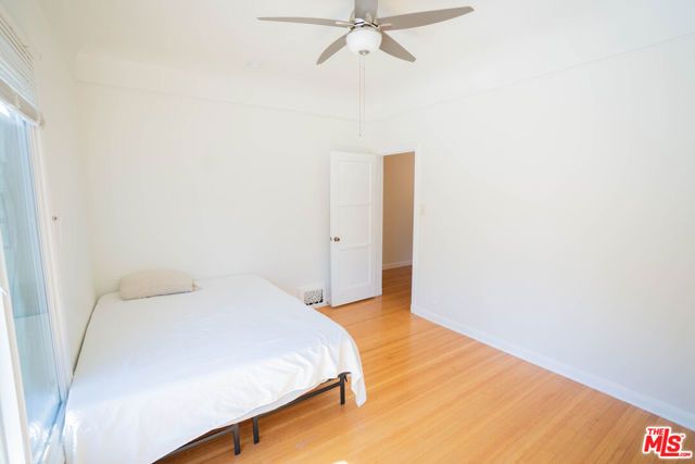 1210 S La Jolla Avenue, Los Angeles, CA 90035