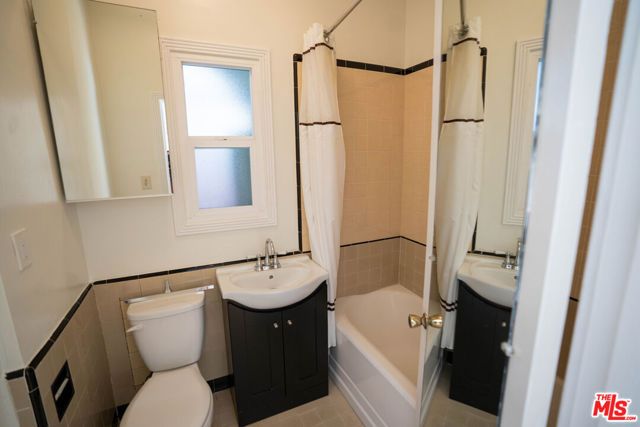 1210 S La Jolla Avenue, Los Angeles, CA 90035