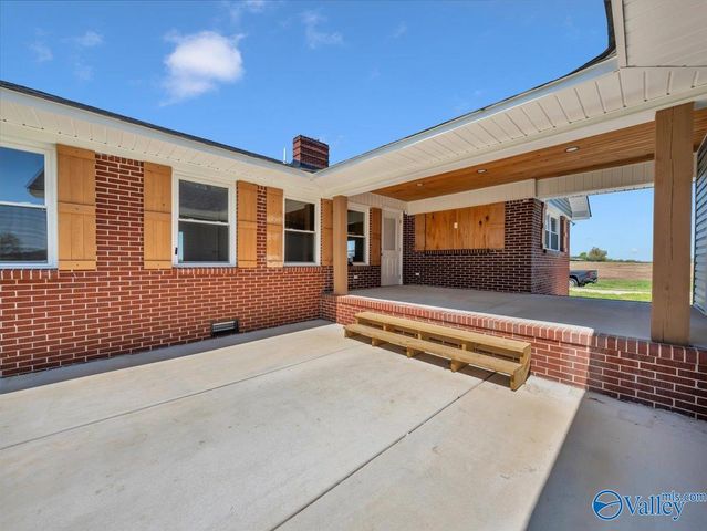 14569 County Road 50, Grove Oak, AL 35975