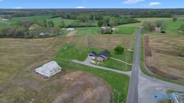 14569 County Road 50, Grove Oak, AL 35975