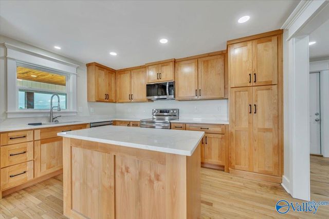 14569 County Road 50, Grove Oak, AL 35975