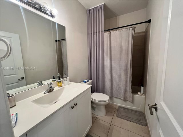 25020 SW 114th Ave, Homestead, FL 33032