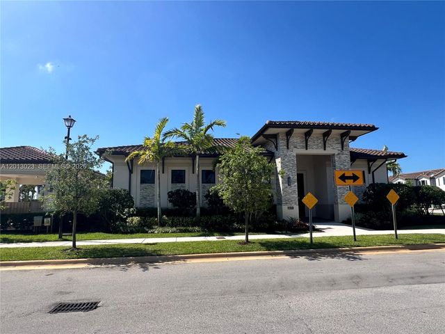25020 SW 114th Ave, Homestead, FL 33032