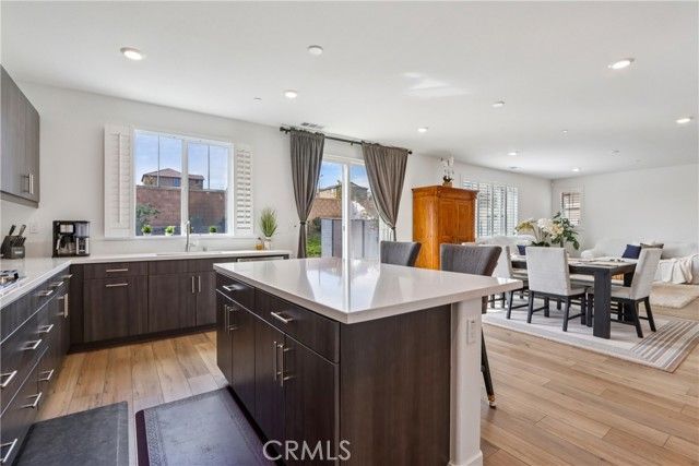 2464 Yellowstone Way, Rialto, CA 92377