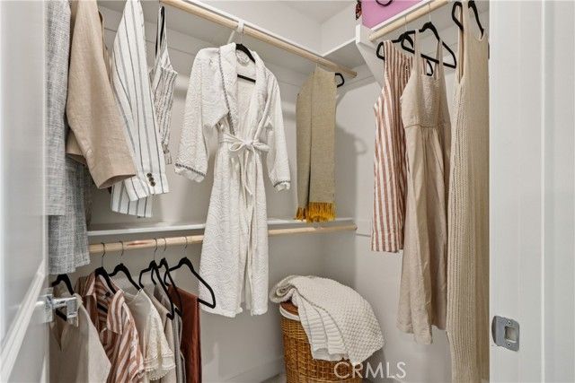 2464 Yellowstone Way, Rialto, CA 92377