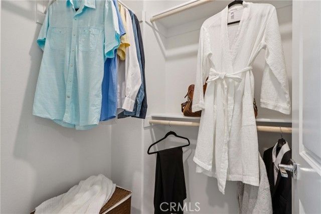 2464 Yellowstone Way, Rialto, CA 92377