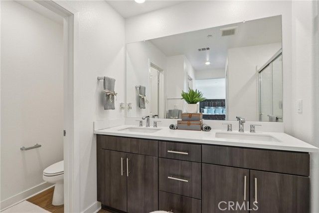 2464 Yellowstone Way, Rialto, CA 92377