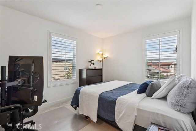 2464 Yellowstone Way, Rialto, CA 92377