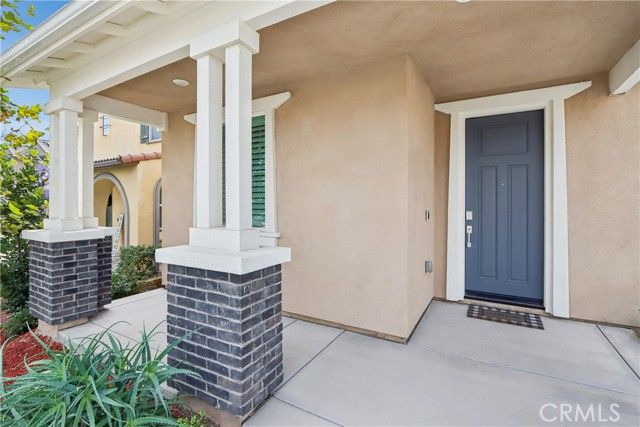 2464 Yellowstone Way, Rialto, CA 92377