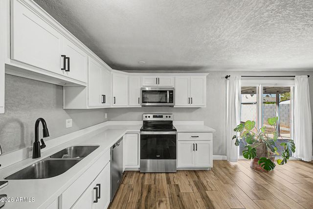 6141 W ALVARADO Road, Phoenix, AZ 85035