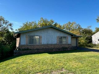 54 Indian Trail, Merrillville, IN 46410