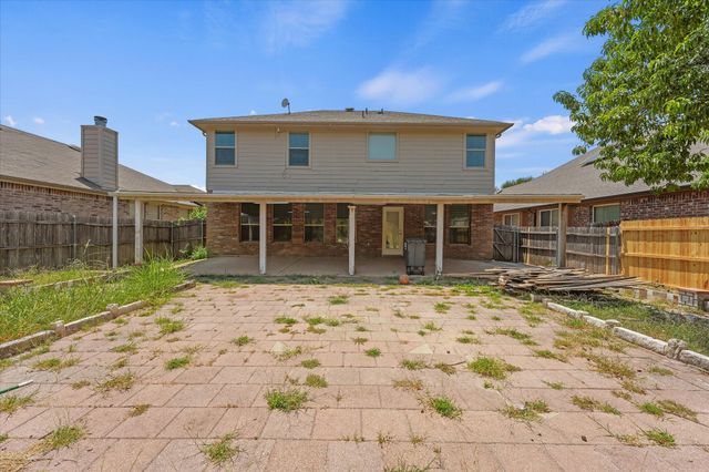 2040 Hanakoa Falls Drive, Anna, TX 75409