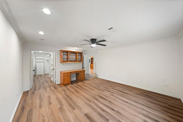 27 Deerfield Road, Huntsville, TX 77340