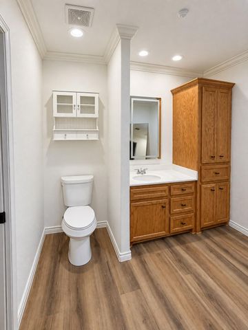 27 Deerfield Road, Huntsville, TX 77340