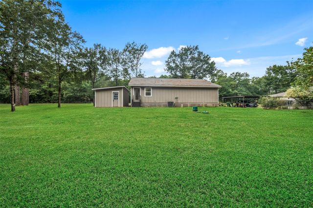 27 Deerfield Road, Huntsville, TX 77340