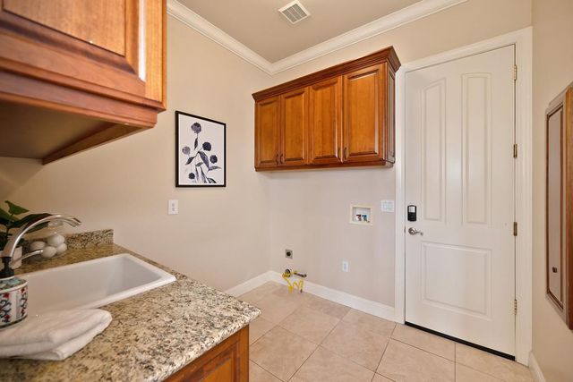 3533 Park Dr, El Dorado Hills, CA 95762