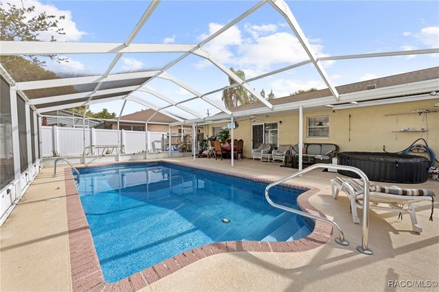 4307 Goldcoast Avenue, Spring Hill, FL 34609