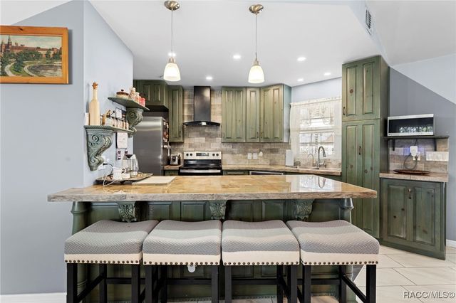 4307 Goldcoast Avenue, Spring Hill, FL 34609