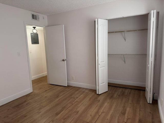 8720 N Sherman Circle 205, Miramar, FL 33025