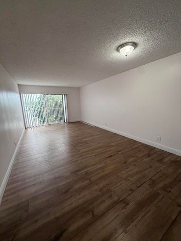 8720 N Sherman Circle 205, Miramar, FL 33025