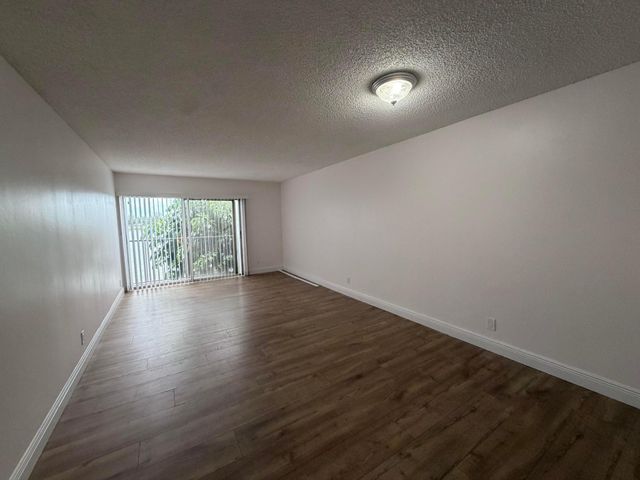 8720 N Sherman Circle 205, Miramar, FL 33025