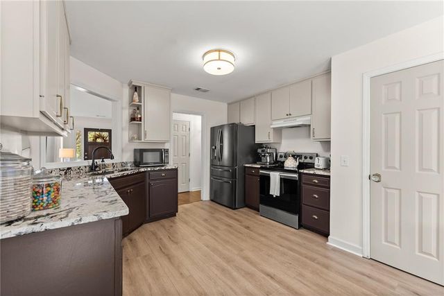 28 Spring Ridge Drive, Dawsonville, GA 30534