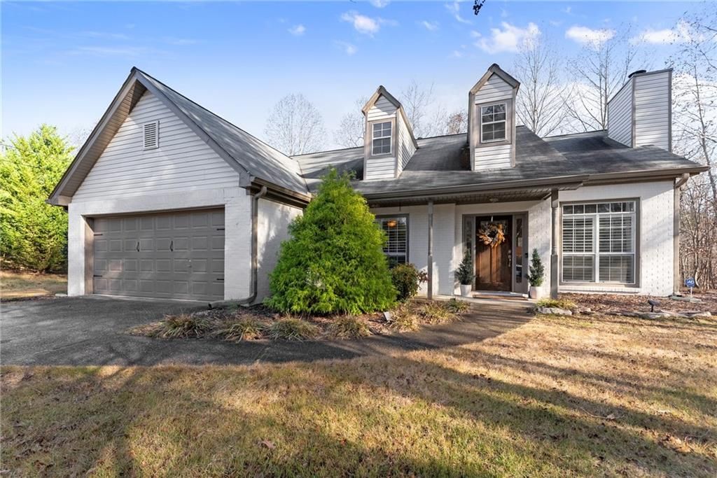 28 Spring Ridge Drive, Dawsonville, GA 30534