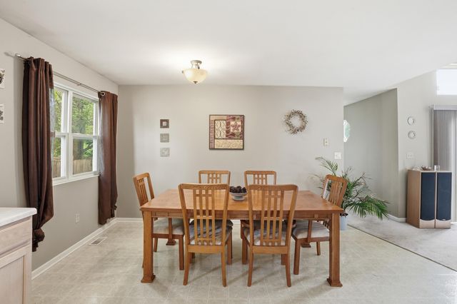 379 Fox Trail Court, Hobart, IN 46342