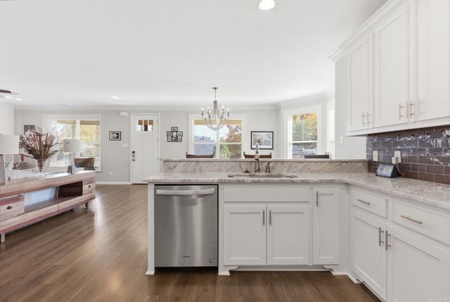 4308 Boardwalk, Benton, AR 72019