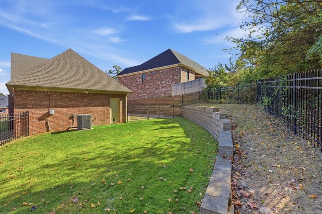 4308 Boardwalk, Benton, AR 72019