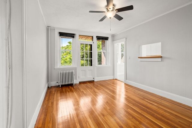 28 Quint Ave 37, Boston, MA 02134