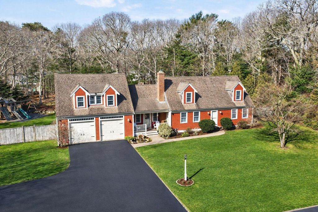 69 Union Street, Yarmouth Port, MA 02675
