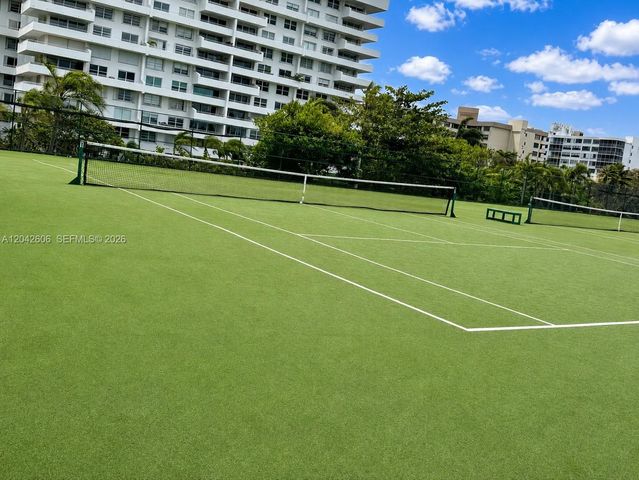 177 Ocean Lane Dr 213, Key Biscayne, FL 33149