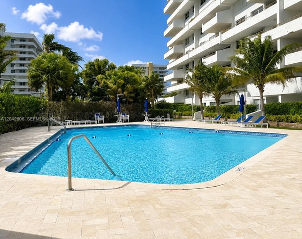 177 Ocean Lane Dr 213, Key Biscayne, FL 33149