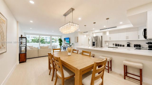 177 Ocean Lane Dr 213, Key Biscayne, FL 33149