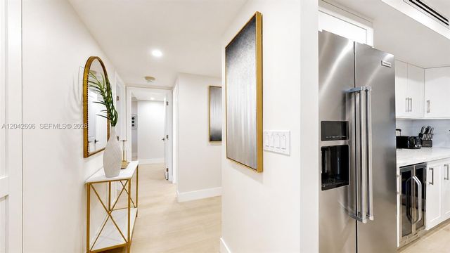177 Ocean Lane Dr 213, Key Biscayne, FL 33149