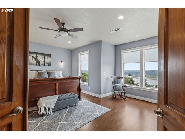 125 San Gabriel Ct, Kalama, WA 98625