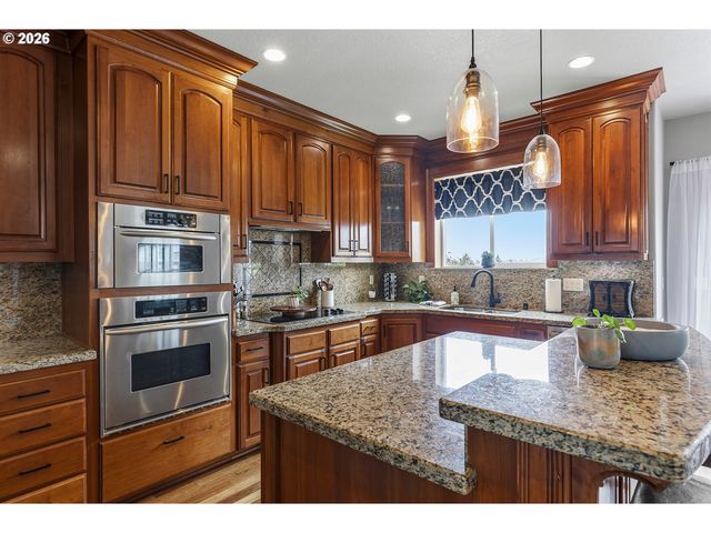 125 San Gabriel Ct, Kalama, WA 98625