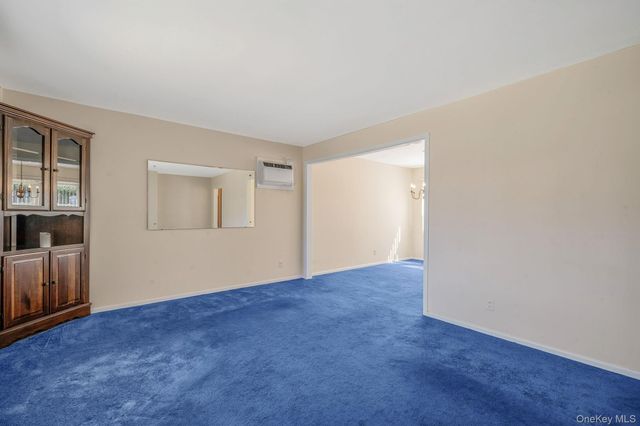 28 Miller Street 2, Glen Cove, NY 11542