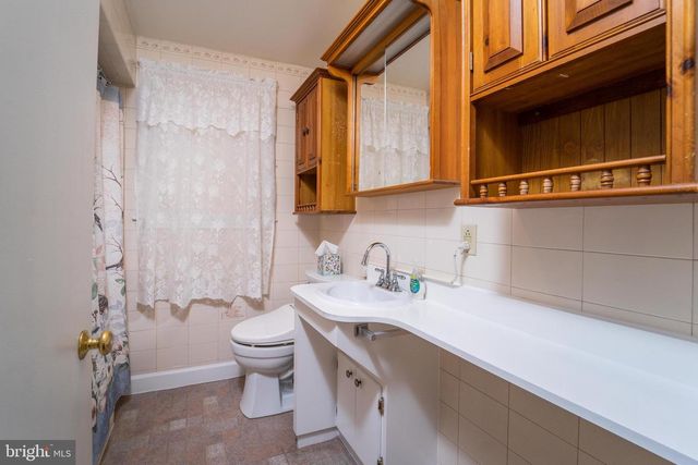 9216 CARLISLE AVE, Baltimore, MD 21236