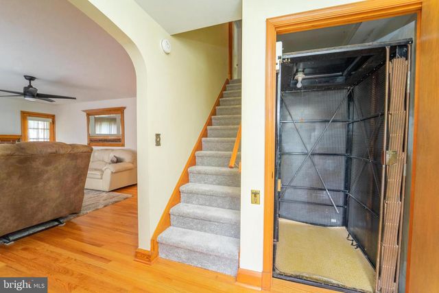 9216 CARLISLE AVE, Baltimore, MD 21236