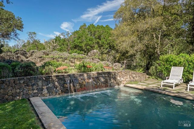 2680 Lawndale Rd, Kenwood, CA 95452